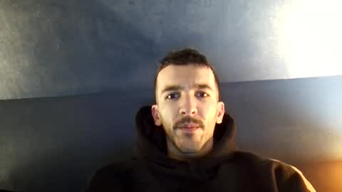 zom online show from December 21, 2025, 5:31 pm