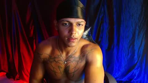 Snapshot of zoriel_derox chatting on June 8, 2026, 1:28 am Zoriel online show from June 8, 2026, 1:28 am