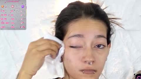 Violeta online show from November 10, 2025, 12:04 pm