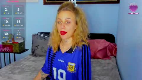 Snapshot of zorynvaal chatting on June 17, 2026, 8:43 pm Mia online show from June 17, 2026, 8:43 pm