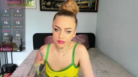 Snapshot of zorynvaal chatting on June 24, 2026, 12:26 pm Mia online show from June 24, 2026, 12:26 pm