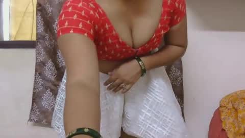 Snapshot of zoya_4u chatting on June 15, 2026, 1:46 pm Zoya online show from June 15, 2026, 1:46 pm
