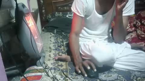 Snapshot of zoyakhan803 chatting on February 17, 2025, 12:10 am zoyakhan803 online show from February 17, 2025, 12:10 am