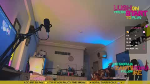 Snapshot of zrd1988 chatting on September 23, 2025, 9:40 pm zantiirma online show from September 23, 2025, 9:40 pm