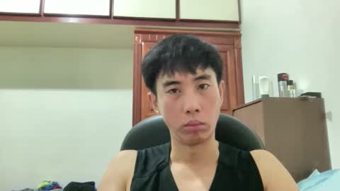 Snapshot of zseszsesz chatting on June 7, 2026, 2:32 pm Z online show from June 7, 2026, 2:32 pm