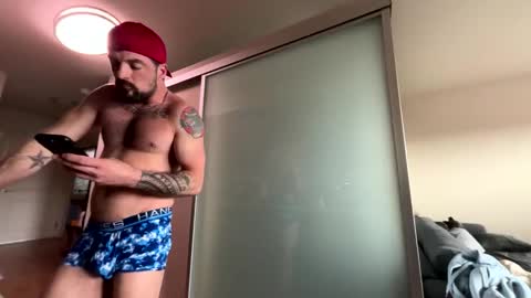 Snapshot of zuko_zen69 chatting on November 15, 2025, 7:43 pm Zuko online show from November 15, 2025, 7:43 pm