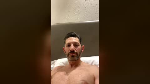 Snapshot of zulloking chatting on March 29, 2026, 5:29 am zulloking online show from March 29, 2026, 5:29 am