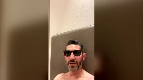 Snapshot of zulloking chatting on March 29, 2026, 9:04 pm zulloking online show from March 29, 2026, 9:04 pm