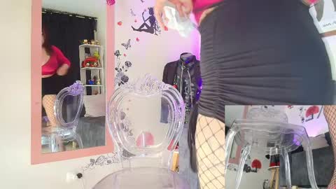 Snapshot of zully_green chatting on May 31, 2026, 4:20 am zully_green online show from May 31, 2026, 4:20 am