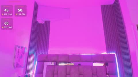 Zuly  online show from April 15, 2026, 2:24 pm