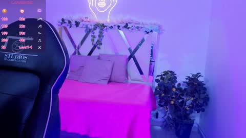 Snapshot of zury_tay chatting on March 25, 2026, 11:38 am ZURY online show from March 25, 2026, 11:38 am