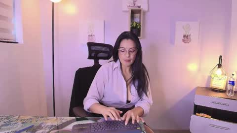 Snapshot of zuzana21 chatting on March 27, 2026, 12:49 pm Zuzana21 online show from March 27, 2026, 12:49 pm