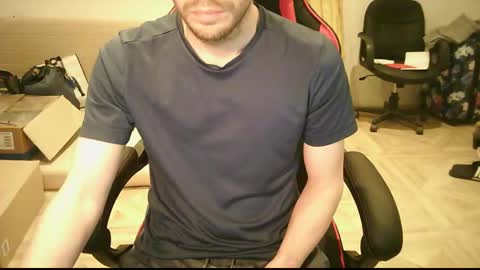 Snapshot of zyriosben chatting on February 21, 2025, 8:18 am zyriosben online show from February 21, 2025, 8:18 am