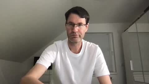 zzz123_cam online show from February 9, 2025, 8:24 pm