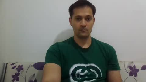 zzzzzzz41 online show from November 11, 2025, 4:18 pm