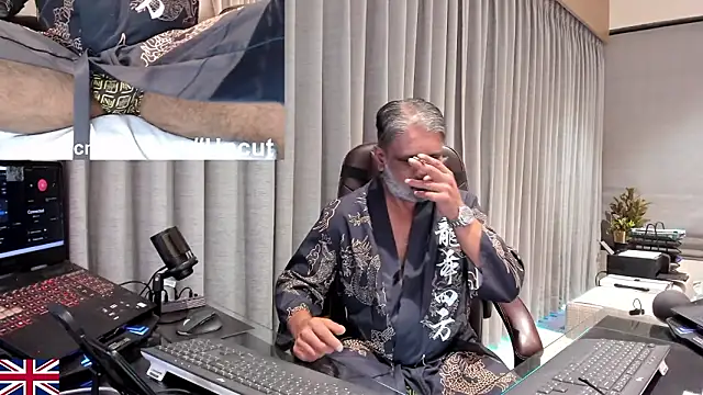 OnlineBossUK online show from March 25, 2026, 10:27 pm