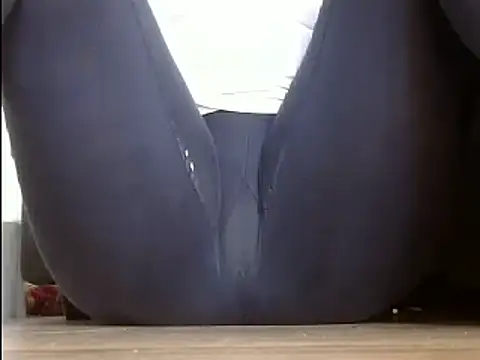 Squirtlady38 online show from February 21, 2025, 1:44 pm