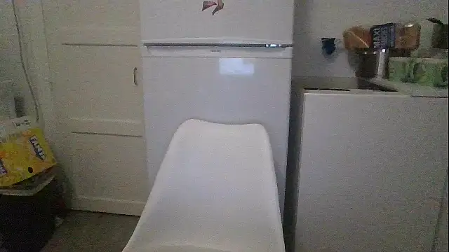 Squirtlady38 online show from November 1, 2025, 10:45 pm