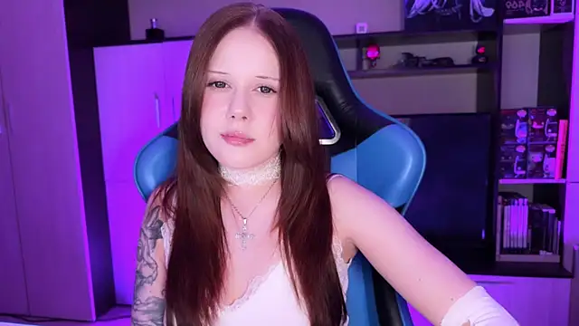 Snapshot of jasminevine chatting on July 19, 2026, 3:43 am jasminevine online show from July 19, 2026, 3:43 am