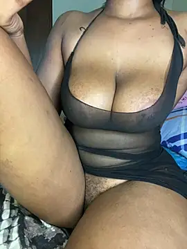 bigbooobs3 online show from April 5, 2026, 1:41 pm