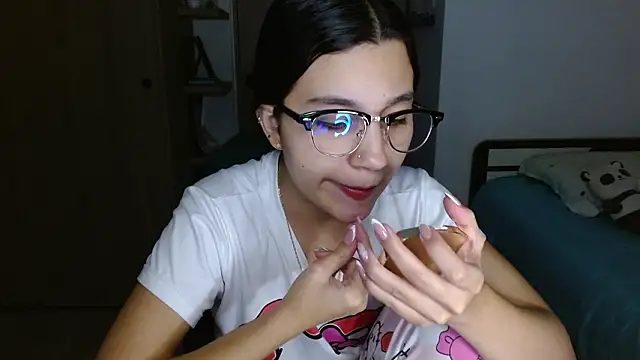 mia  lopez  online show from February 26, 2026, 3:16 am