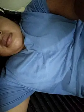 Snapshot of FerLu8 chatting on October 17, 2025, 3:10 am FerLu8 online show from October 17, 2025, 3:10 am