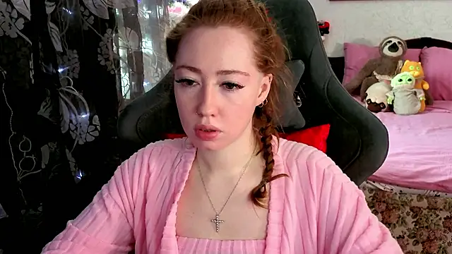 TinaBrook online show from March 6, 2026, 4:53 am