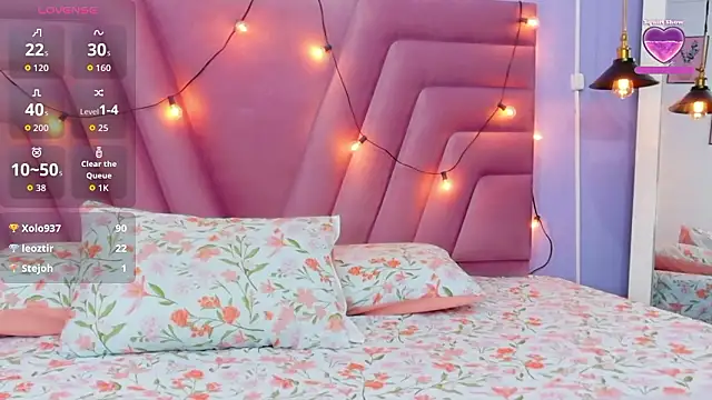 kinkylittlegirll online show from February 19, 2026, 2:40 am