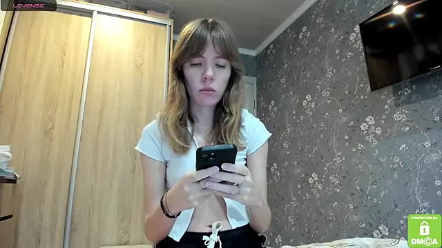 Kalisee  online show from November 21, 2025, 9:08 am