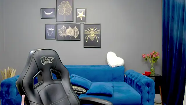 Katewalker  online show from March 6, 2025, 12:21 am