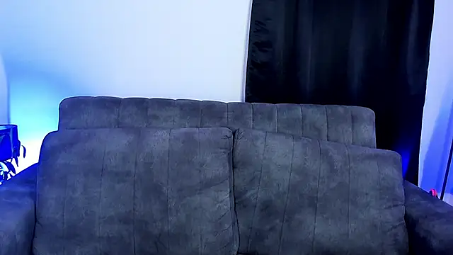 Stormi Canniggia online show from March 19, 2025, 8:23 am