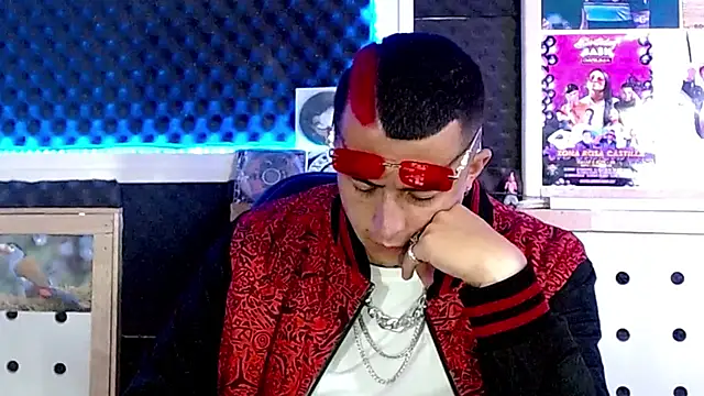 Darko0717 online show from March 18, 2025, 9:10 pm