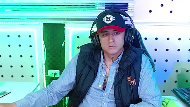 Darko0717 online show from November 23, 2025, 1:16 am