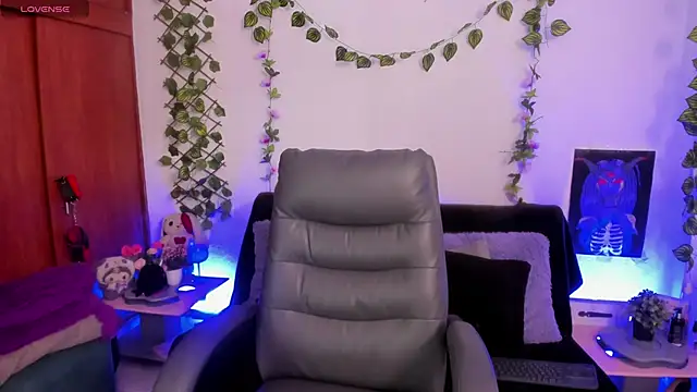 Snapshot of Cata_green chatting on September 15, 2025, 7:58 pm Cata green online show from September 15, 2025, 7:58 pm
