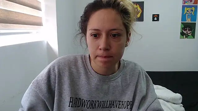 MommyMiaWs online show from October 12, 2025, 2:05 pm