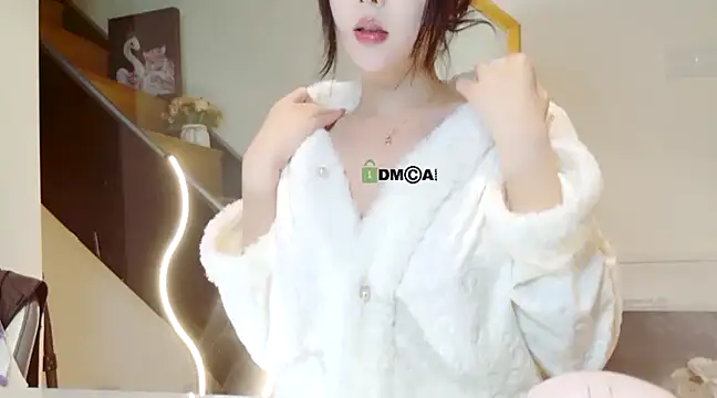 Snapshot of Serena-AU chatting on March 5, 2025, 2:01 pm Serena-AU online show from March 5, 2025, 2:01 pm