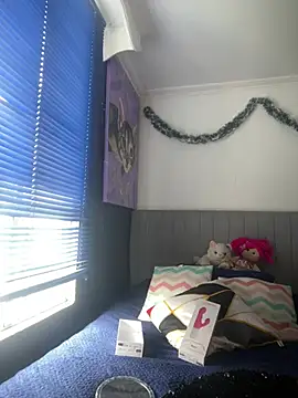 pamelao online show from January 8, 2025, 3:28 pm