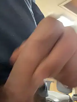 tank32s online show from January 7, 2025, 6:27 am