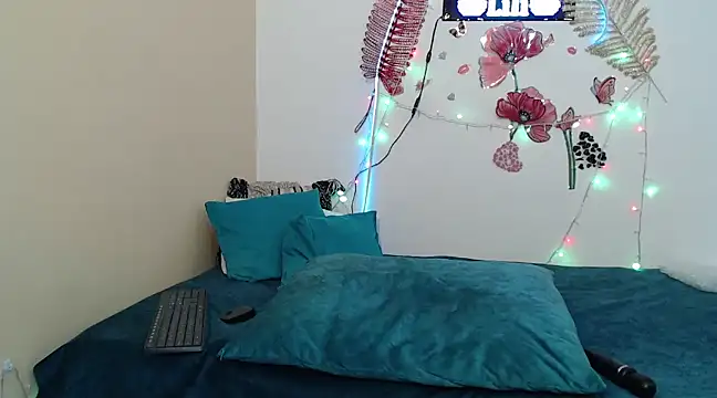 liliimilf online show from March 5, 2025, 10:11 am