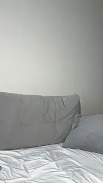 Mia Roxie online show from March 6, 2026, 2:41 am