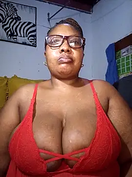 Snapshot of YELLOW_BONE chatting on April 24, 2026, 9:06 pm YELLOW BONE online show from April 24, 2026, 9:06 pm