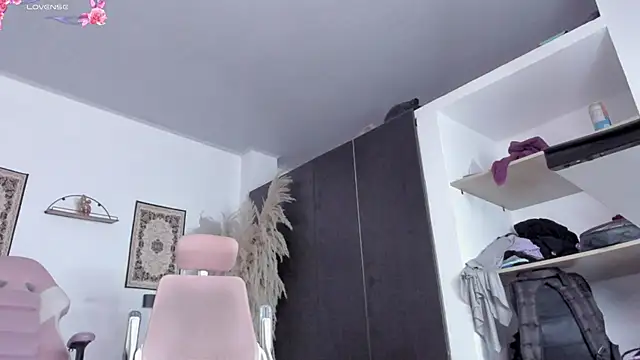 Snapshot of ibeth_diaz chatting on December 19, 2025, 12:39 am ibeth diaz online show from December 19, 2025, 12:39 am