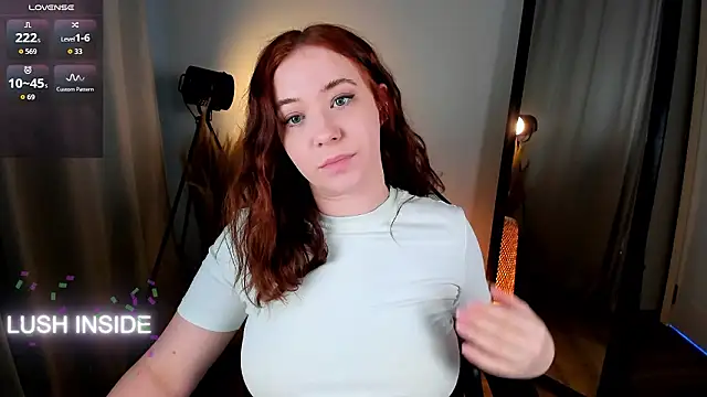 Snapshot of Pretty_Alison chatting on February 23, 2026, 1:52 pm Pretty Alison online show from February 23, 2026, 1:52 pm