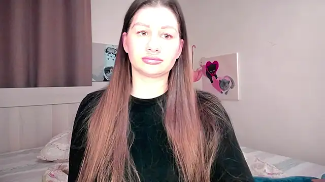 JuicyHelenX online show from February 9, 2026, 5:17 pm