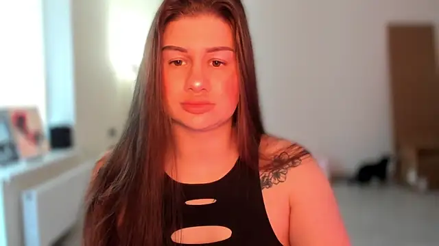 Snapshot of JuicyHelenX chatting on May 22, 2026, 4:23 pm JuicyHelenX online show from May 22, 2026, 4:23 pm