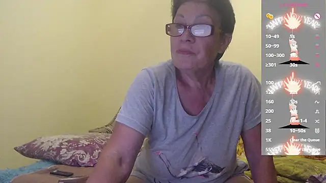 Snapshot of Sandra_Carina chatting on June 22, 2026, 7:33 pm Sandra Carina online show from June 22, 2026, 7:33 pm