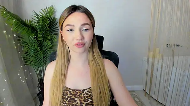 GracefulLook online show from January 17, 2025, 10:56 pm