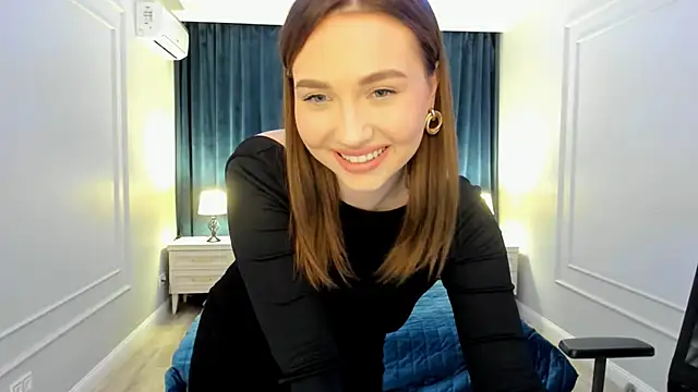 GracefulLook online show from February 20, 2025, 2:46 pm