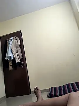 rajstrip12650 online show from April 2, 2026, 3:31 pm