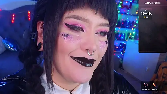 wickedxqueen online show from December 20, 2024, 4:20 am